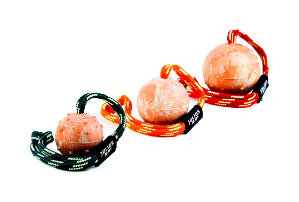 IDC® Natural rubber ball with string + Handle - JULIUSK9® CANADA